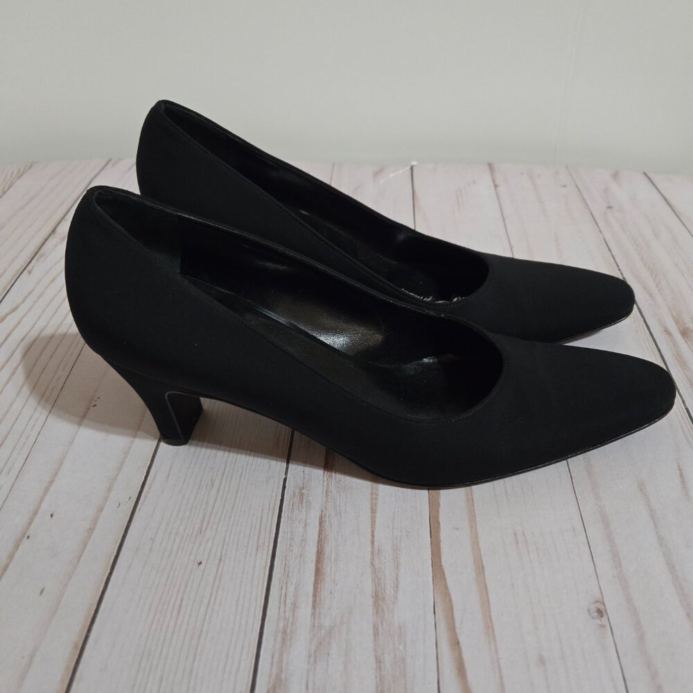 Salvatore Ferragamo Nisida Pumps Women 8 AA Narrow Black Suede Heels - Picture 3 of 10